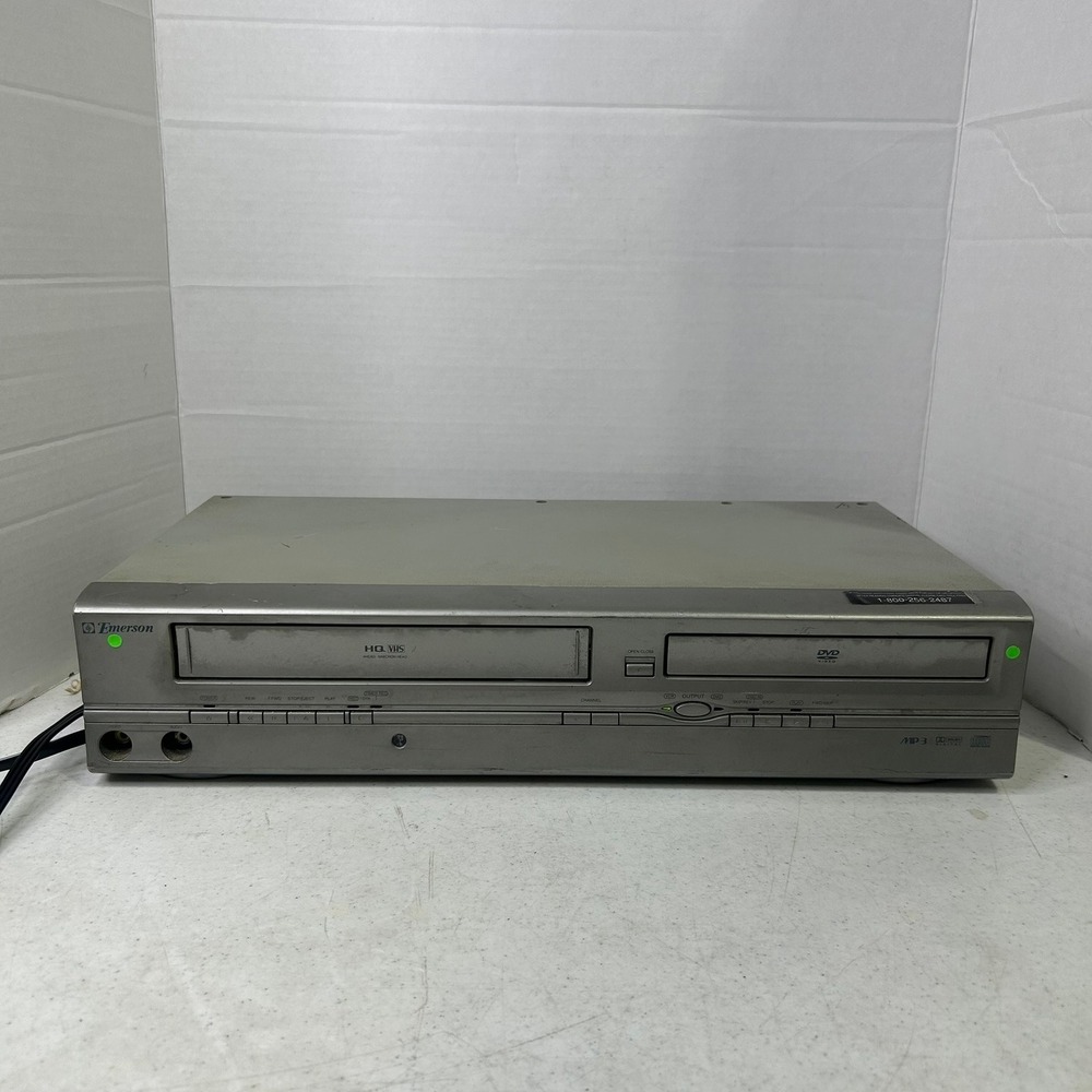 Emerson EWD2204 DVD VCR Combo Player VHS Recorder Silver Funai 2004